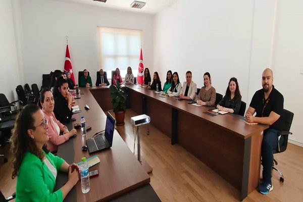 Fakültemiz Akademik Kurul Toplantısı 'Kurumsal Akreditasyon Programı'' Bilgilendirme Gündemi ile Gerçekleştirildi.
