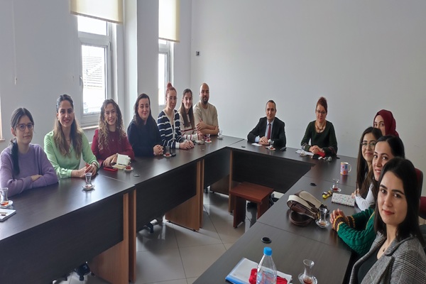 Fakültemizde Araştırma Görevlileri İle Toplantı Gerçekleştirildi