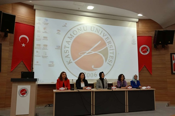 Fakültemiz Öğretim Elemanı 8 Mart Dünya Kadınlar Günü Etkinliğine Katıldı