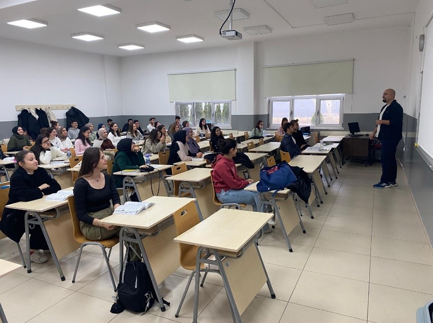 Hemşirelik Bölümü Erasmus Bilgilendirme Toplantısı Yapıldı
