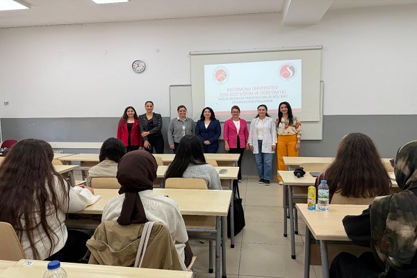 Ebelik Bölümü 1. Sınıf Öğrencilerine Yönelik Oryantasyon Eğitimi Gerçekleştirildi