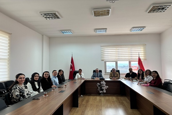 Fakültemizde Araştırma Görevlileriyle Değerlendirme Toplantısı Gerçekleştirildi