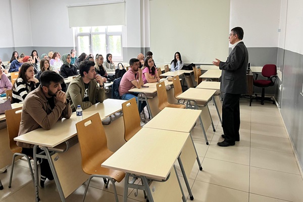 Fakültemiz Beslenme ve Diyetetik Bölümü Öğrencilerine 